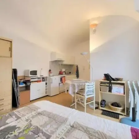 Vans Apartment *